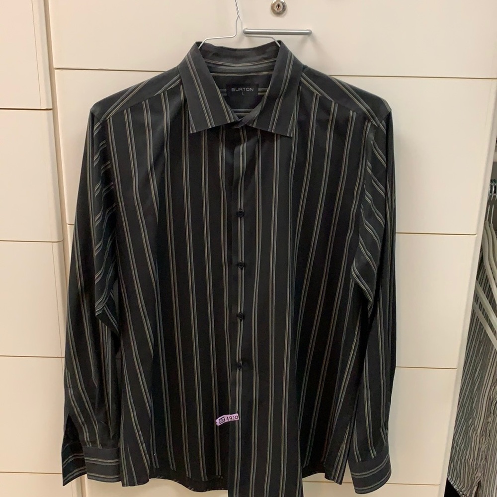 Burton size large men’s dress shirt